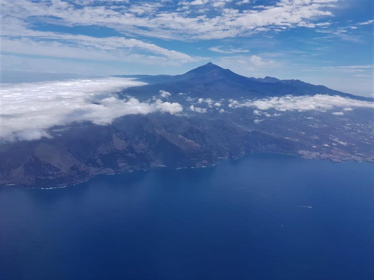 Acantilados de Los Gigantes, Islas Canarias, España Acantilado de los Gigantes Exterior foto