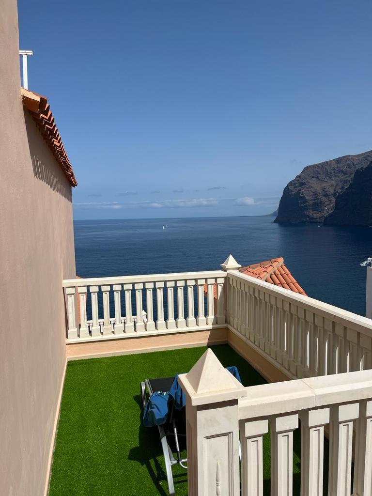 Acantilados de Los Gigantes, Islas Canarias, España Acantilado de los Gigantes Exterior foto