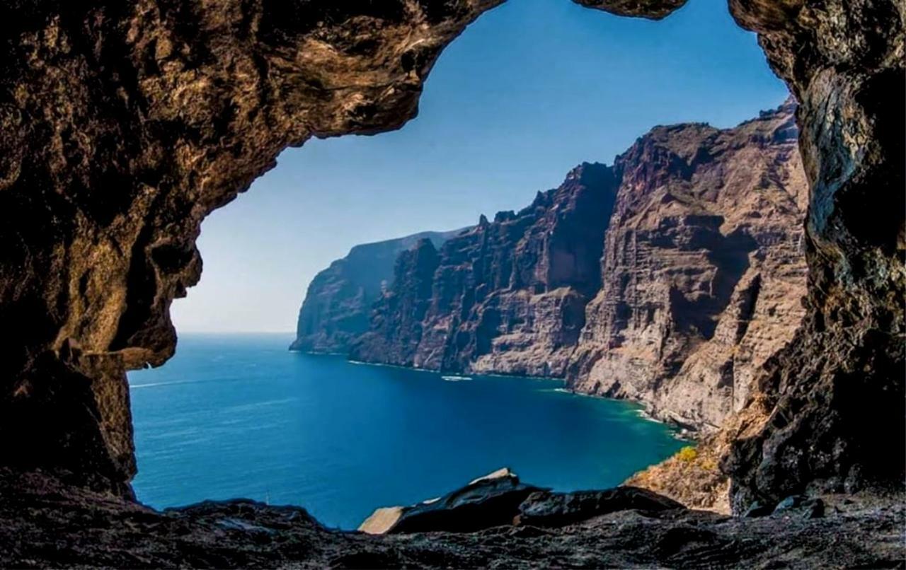 Acantilados de Los Gigantes, Islas Canarias, España Acantilado de los Gigantes Exterior foto